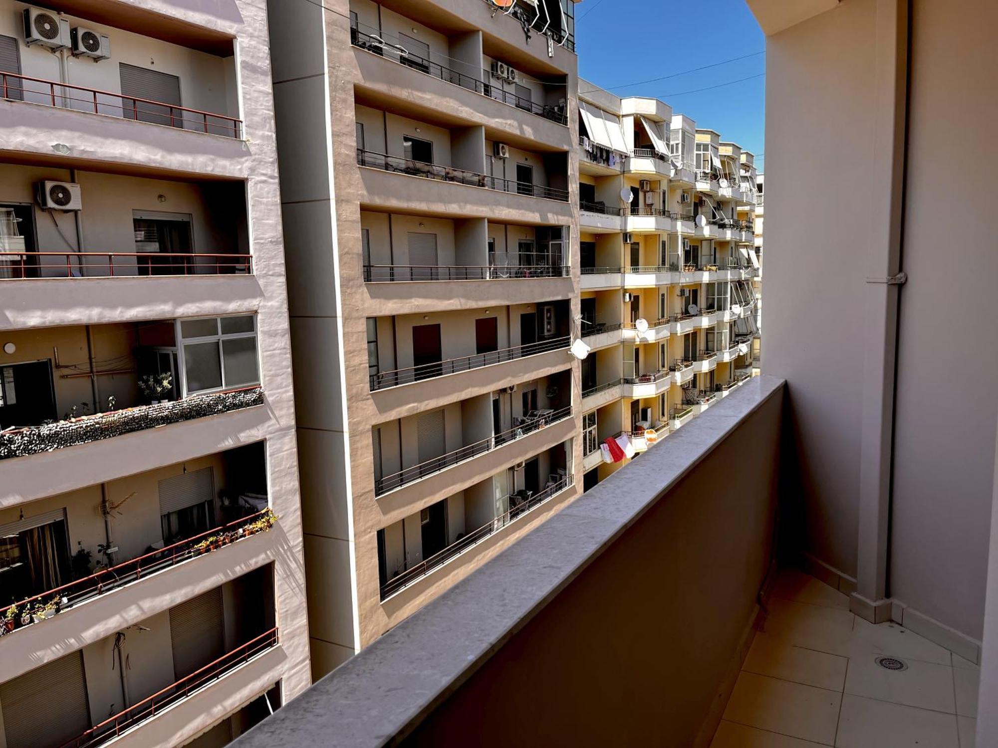 Kam Apartments In The City Center Vlorë Exterior foto